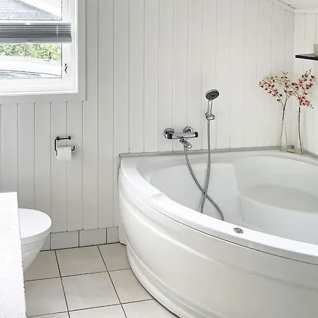 6 Person Holiday In Egernsund